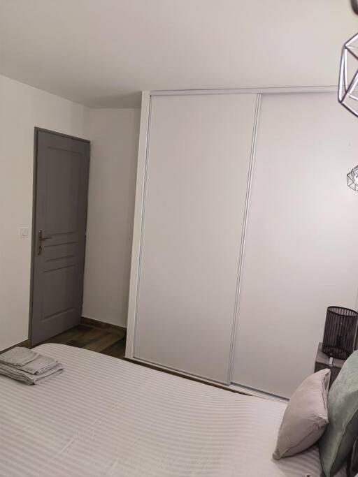 Maisonnette Du Mas Vert Montaren-et-Saint-Médiers Exteriör bild
